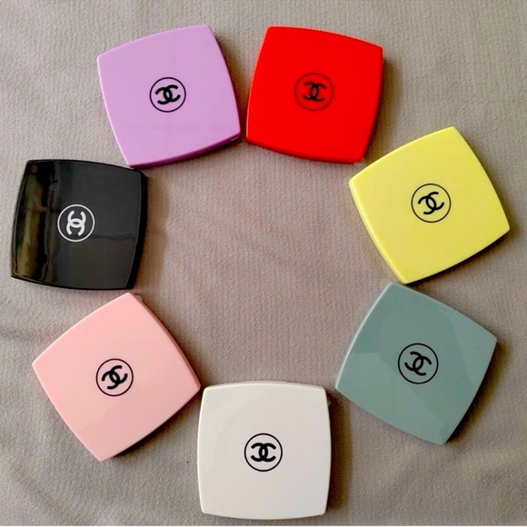 NIB-Pink Chanel Duo Compact Double Facette Mirror